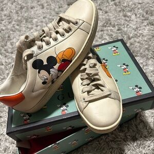 Gucci Cream Leather Sneakers with Orange Heel and Mickey Graphic
